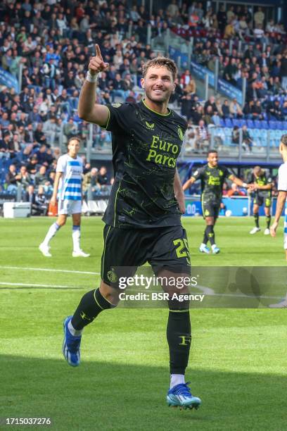 Santiago Gimenez of Feyenoord celebrates his goal during the Dutch Eredivisie match between PEC Zwolle and Feyenoord at MAC³PARK stadion on October...