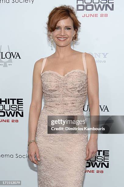 Actress Carla Gugino attends the "White House Down" New York premiere at Ziegfeld Theater on June 25, 2013 in New York City.