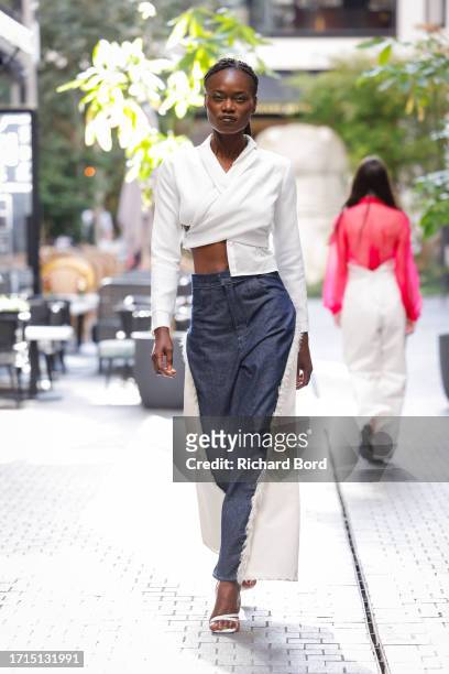 Model walks the runway during the Le Fil Womenswear Spring/Summer 2024 show as part of Paris Fashion Week on October 03, 2023 in Paris, France.