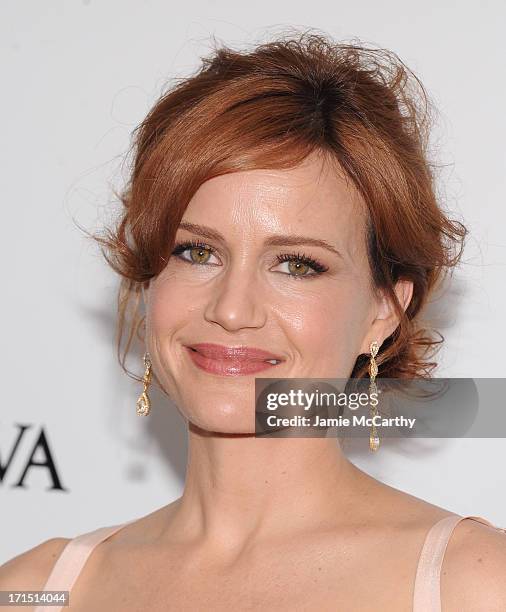 Actress Carla Gugino attends "White House Down" New York Premiere at Ziegfeld Theater on June 25, 2013 in New York City.