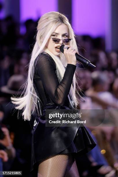 Ava Max performs on the runway during the 2023 Messika High Jewelry Show as part of the Paris Fashion Week on September 28, 2023 in Paris, France.