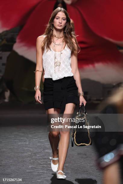 Model walks the runway during the Chanel Womenswear Spring/Summer 2024 show as part of Paris Fashion Week on October 03, 2023 in Paris, France.