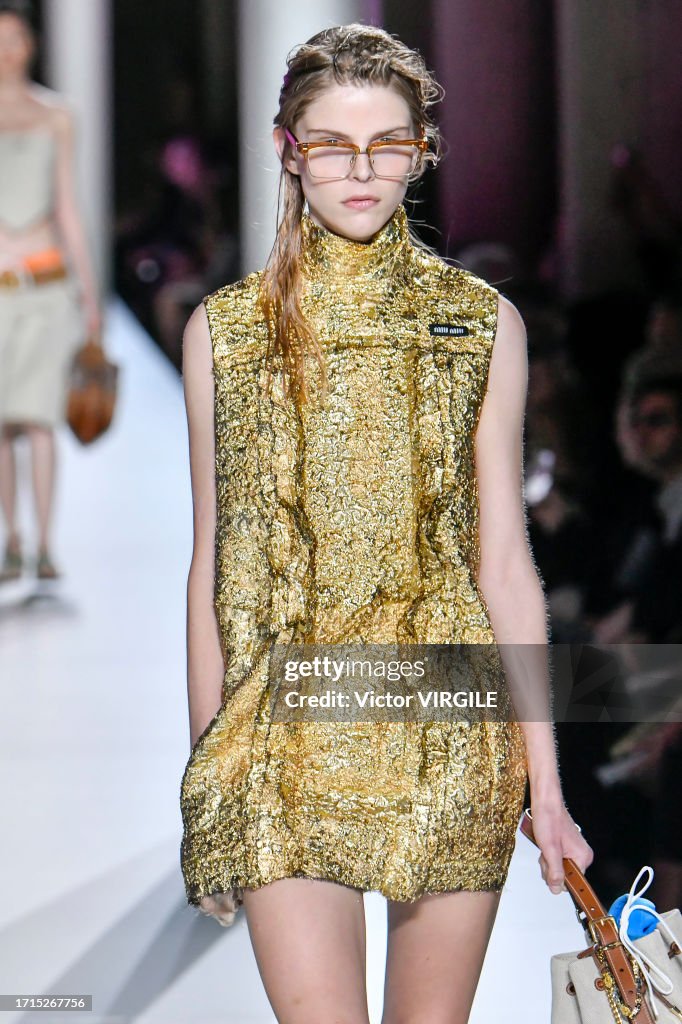 Miu Miu - Runway - Spring/Summer 2024 Paris Fashion Week