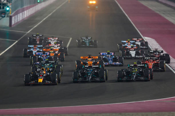 Formula 1 Qatar Grand Prix 2023Start of the race 01 Max Verstappen of Netherlands, Oracle Red Bull Racing, RB19 - Honda RBPT, action 63 George Russell of United Kingdom, Mercedes - AMG PETRONAS, W14 - Mercedes, action 44 Lewis Hamilton of United Kingdom, Mercedes - AMG PETRONAS, W14 - Mercedes, action during the Formula 1 Qatar Grand Prix from 5th to 8th of October, 2023 on the Lusail International Circuit, in Lusail, Qatar.
