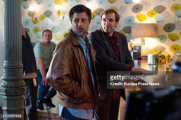 Actors Hugo Silva and Julian Villagran during a media visit to the filming of 'Desmontando a Lucia', on October 3 in Madrid, Spain. 'Desmontando a...