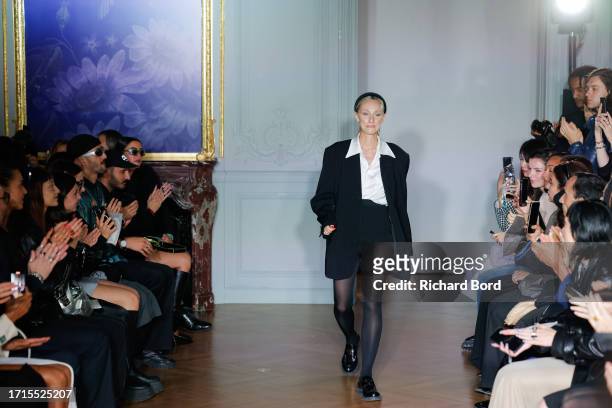 Designer Ariane Theunissen acknowledges the audience during the Theunissen Womenswear Spring/Summer 2024 show as part of Paris Fashion Week on...