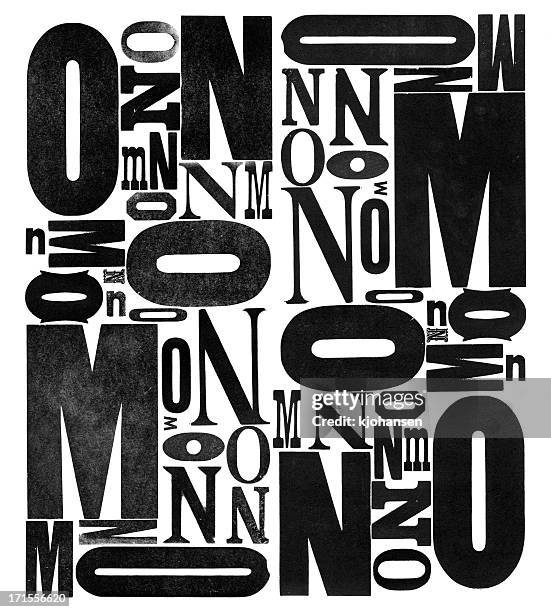 grunge tipo di legno lettere m n o - carattere tipografico foto e immagini stock