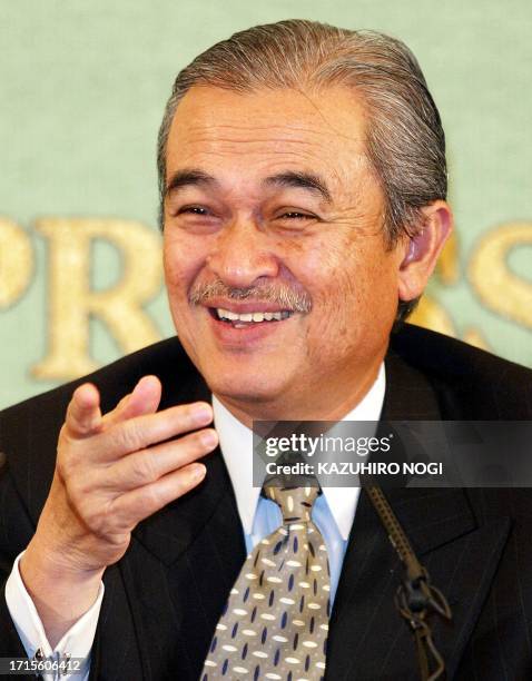 Visiting Malaysian Deputy Prime Minister Abdullah Ahmad Badawi speaks during a news conference at the Japan National Press Club in Tokyo, 11 July...