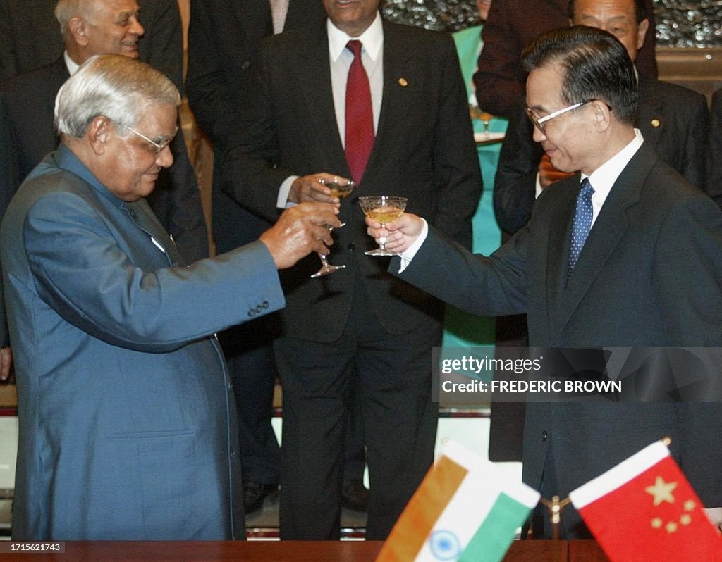TOPSHOT-CHINA-INDIA