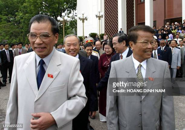 Vietnamese top leaders Nong Duc Manh , Vietnamese communist party Secretary General, Tran Duc Luong , President Phan Van Khai , Prime Minister Nguyen...