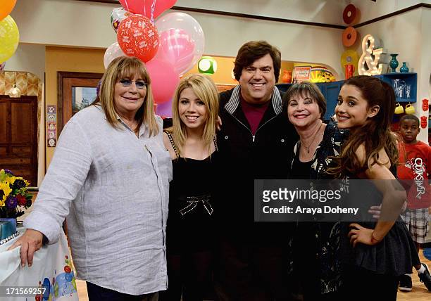 Penny Marshall and Cindy Williams make a guest appearance with creator/executive producer Dan Schneider on Nickelodeon's Sam & Cat, starring Jennette...