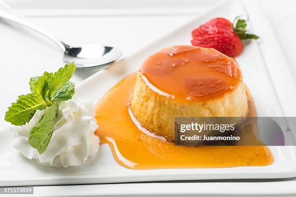flan - pudim-de-leite imagens e fotografias de stock