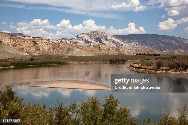 green river and dinosaur national monument colorado - dinosaur national monument stock pictures, royalty-free photos & images