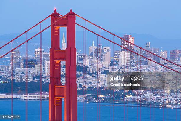 ゴールデンゲートブリッジとサンフランシスコ - silicon valley ストックフォトと画像