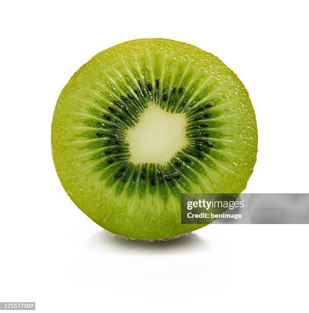 kiwi - kiwi fruit photos et images de collection