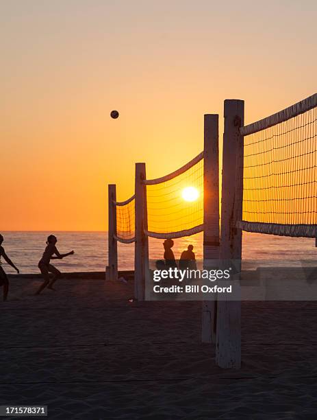 voleibol de praia - beach volley imagens e fotografias de stock