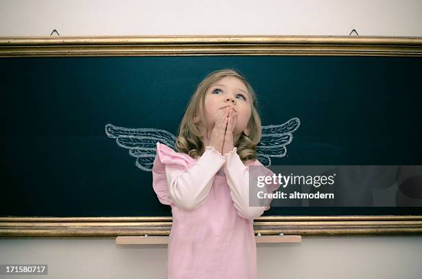 un ángel - baby angel fotografías e imágenes de stock