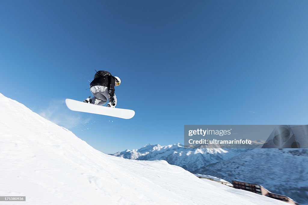 Snowboarder