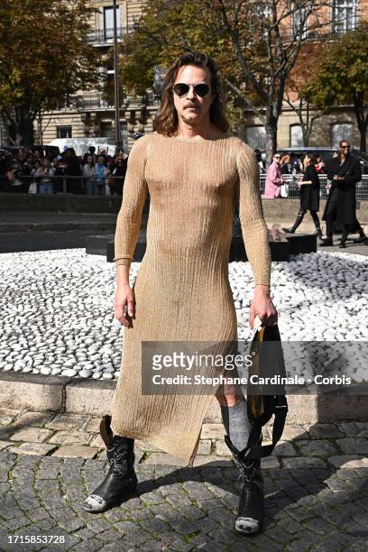 Casey Spooner attends the Miu Miu Womenswear Spring/Summer 2024 show as part of Paris Fashion Week on October 03, 2023 in Paris, France.