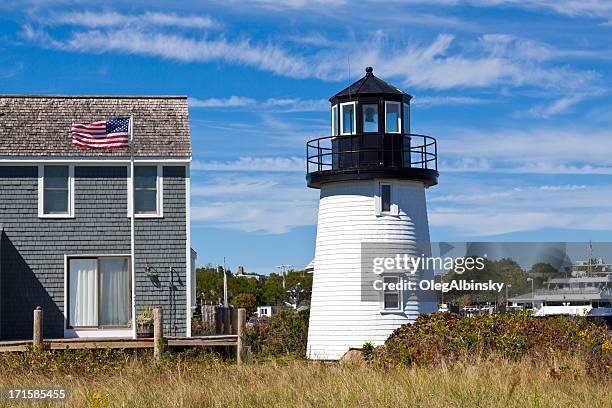 lewis bay lighthouse, hyannis, cape cod, massachusetts, usa. - hyannis port stock pictures, royalty-free photos & images