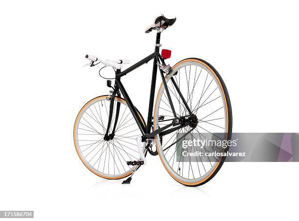 black der rennrad fahrrad mit durchgehender clipping path - fahrradrahmen stock-fotos und bilder