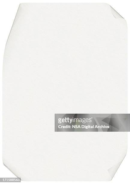 gelockter-up a4 white paper (hochauflösenden bild - corner peel stock-fotos und bilder
