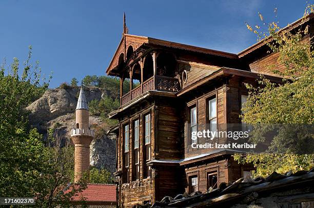 ottoman empire period houses in mudurnu - ottomaanse-rijk stockfoto's en -beelden