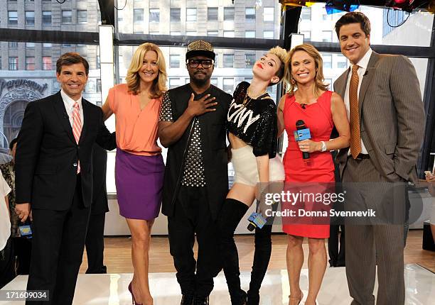 Am Perform 58 William Miley Photos & High Res Pictures - Getty Images