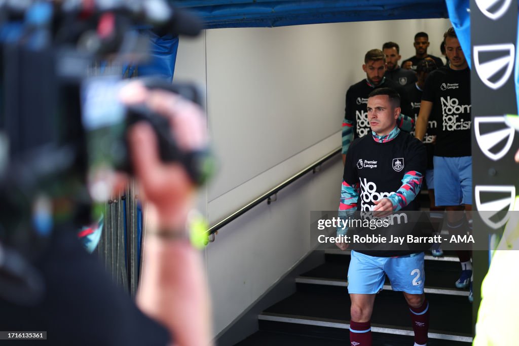 Burnley FC v Chelsea FC - Premier League