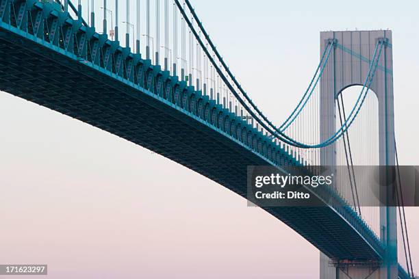 verrazano-narrows bridge at sunrise, new york city, usa - 安定 ストックフォトと画像