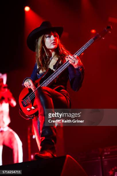 Victoria De Angelis of Måneskin performs at Nashville Municipal Auditorium on October 03, 2023 in Nashville, Tennessee.