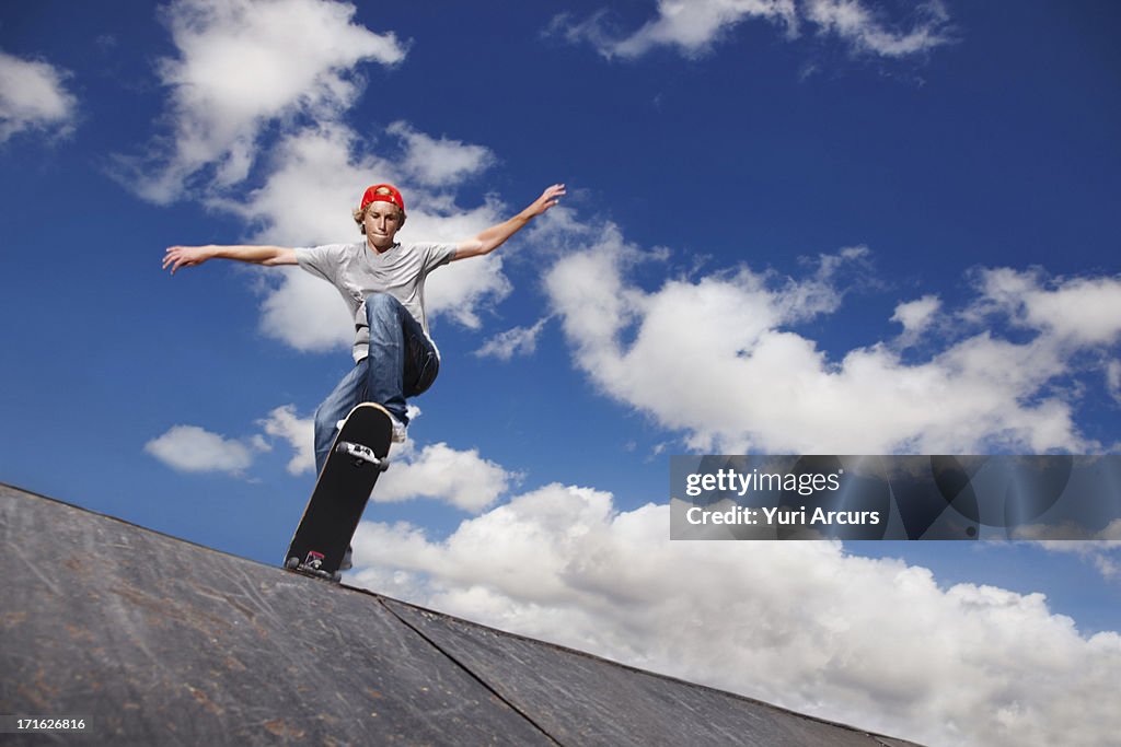 South Africa, Cape Town, Young man on skateboard jumping