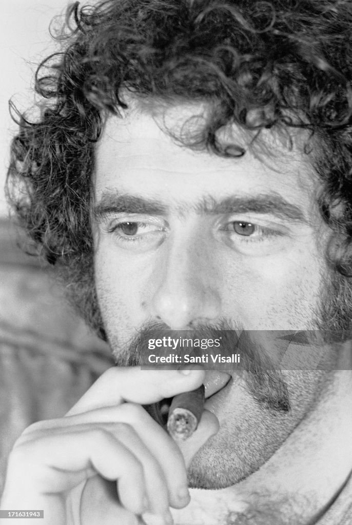 Actor Elliott Gould During An Interview