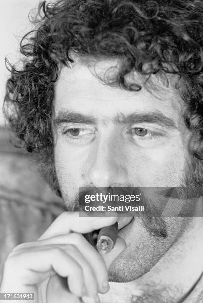 Actor Elliott Gould during an interview on January 10,1973 in New York, New York.