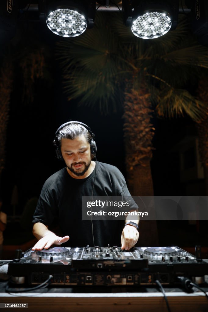 Feeling the music