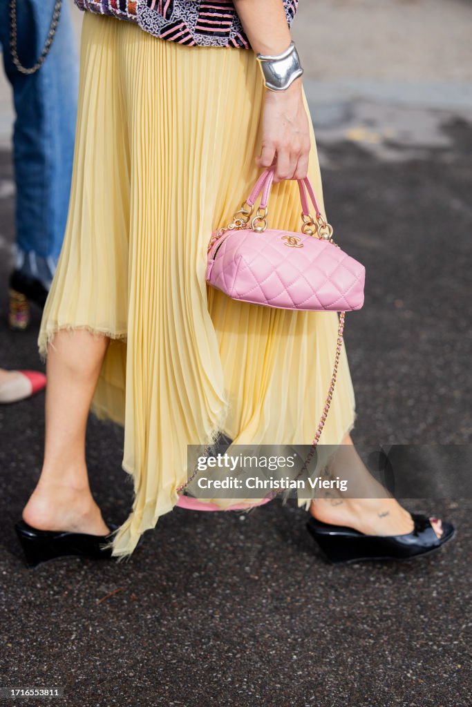 Street Style - Paris Fashion Week - Womenswear Spring/Summer 2024 - Day Nine