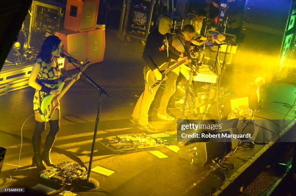 Smashing Pumpkins Perform in Concert in Barcelona