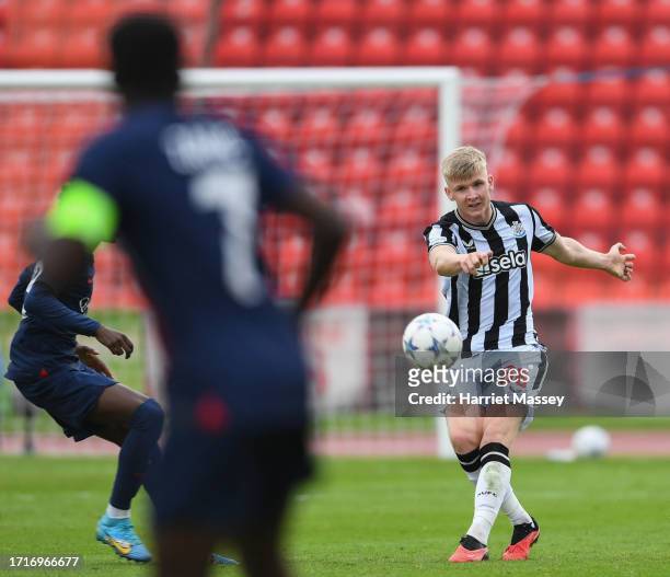 Charlie McArthur of Newcastle United passes the ball during the UEFA Youth League match between Newcastle United FC and Paris Saint-Germain on...
