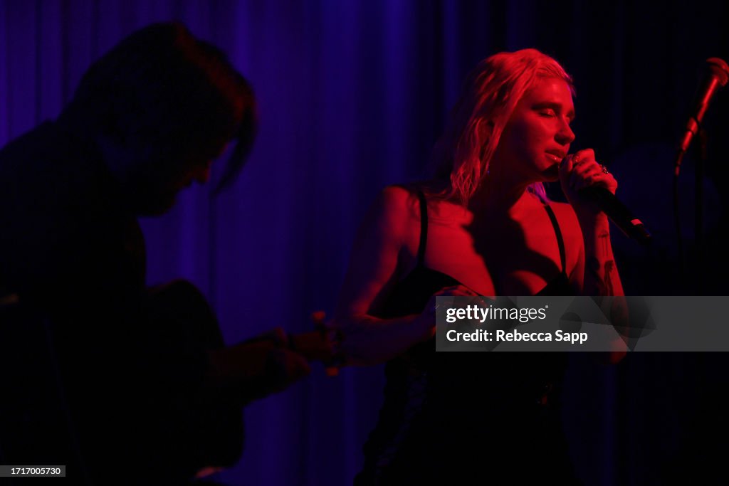 Kecha Movement Kesha performs at An Evening With Kesha at The GRAMMY Museum on... News ...