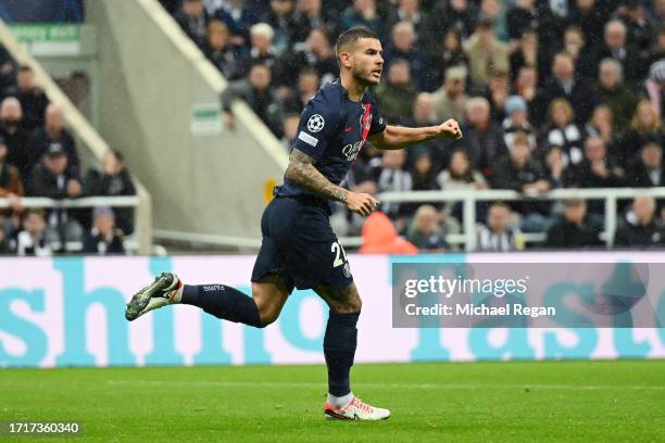 Lucas Hernandez of Paris Saint-Germain celebrates after scoring the team's first goal during the UEFA Champions League match between Newcastle United...