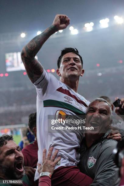 German Cano of Fluminense celebrates the victory during the second leg of the Copa CONMEBOL Libertadores 2023 semi-final between Internacional and...