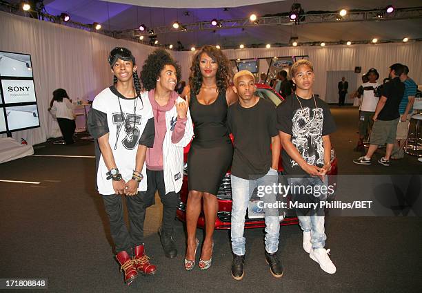 Recording artists Ray Ray and Princeton of Mindless Behavior, tv personality Toccara Jones, and recording artists Prodigy and Roc Royal of Mindless...