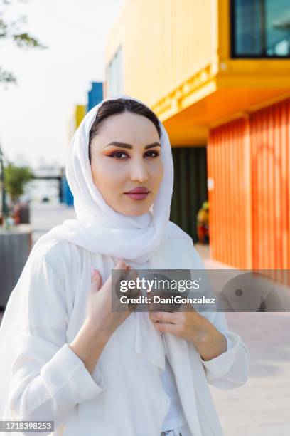 1,632 Qatari Traditional Clothing Stock Photos, High-Res Pictures, and ...