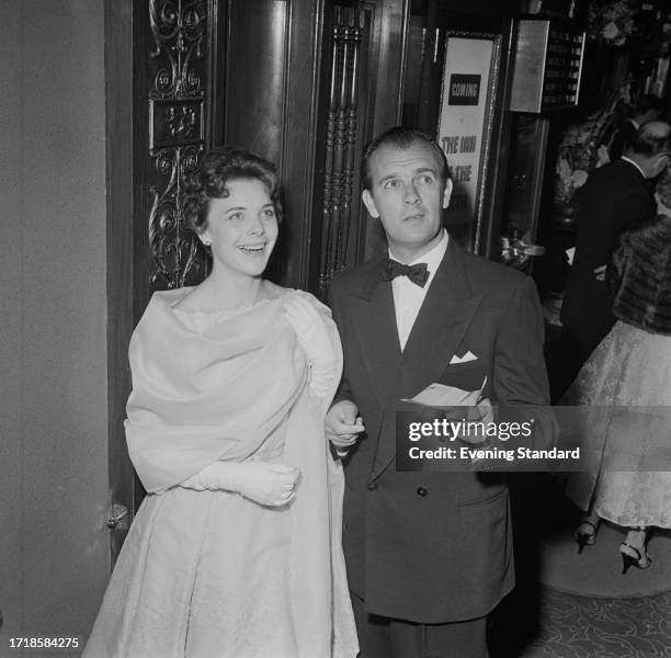 Don Sharp A Steele Photos and Premium High Res Pictures - Getty Images