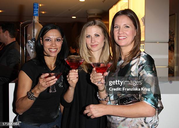 Chantal De Freitas, Molly Nuo And Dana Schweiger at Event Prominent at the Grand Elysee in Hamburg