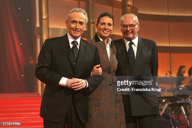 Jose Carreras With wife Jutta Jäger And Karl Scheufele at the conclusion of the Mdr picture show "Jose Carreras Gala" in Leipzig