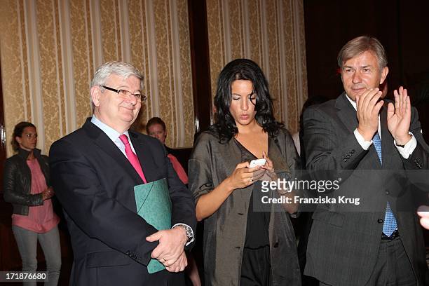 Minu Barati-Fischer With Husband Joschka Fischer And Mayor Klaus Wowereit Eim "Finale In Good Time magazine cookery competition from Austria" at the...