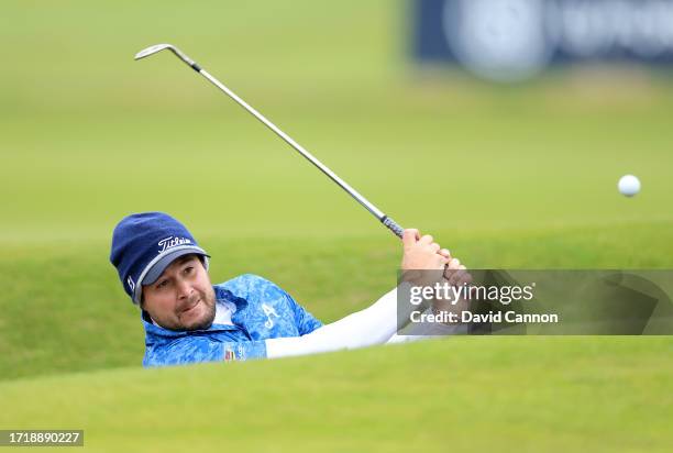 Peter Uihlein of The United States plays his third shot on the 17th hole during the first round of the Alfred Dunhill Links Championship on the Old...