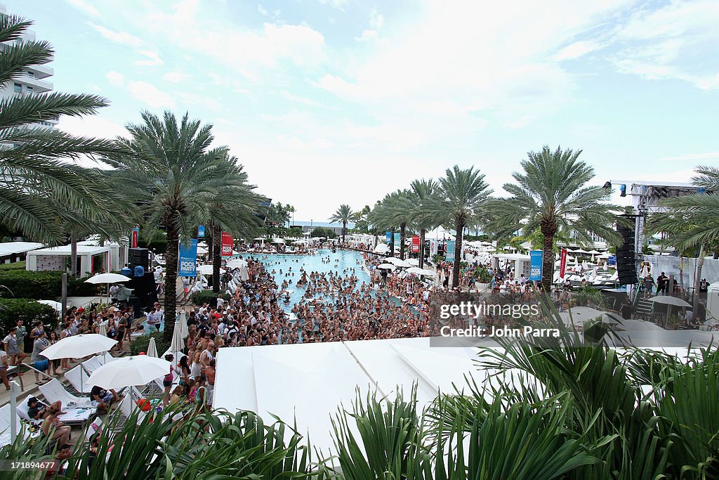 IHeartRadio Ultimate Pool Party Presented By VISIT FLORIDA At Fontainebleau's BleauLive - Pool Stage Show