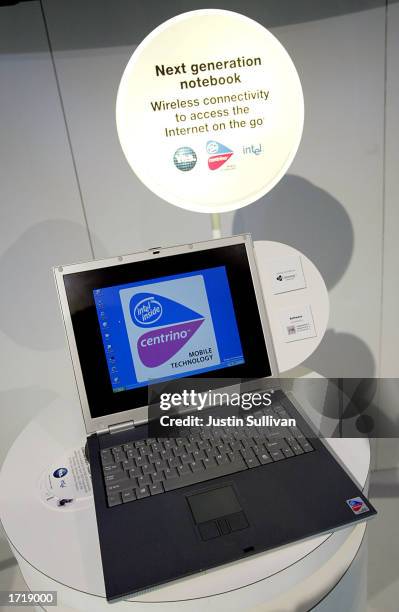 2003 Pc Intel Intel Centrino Photos and Premium High Res Pictures - Getty Images